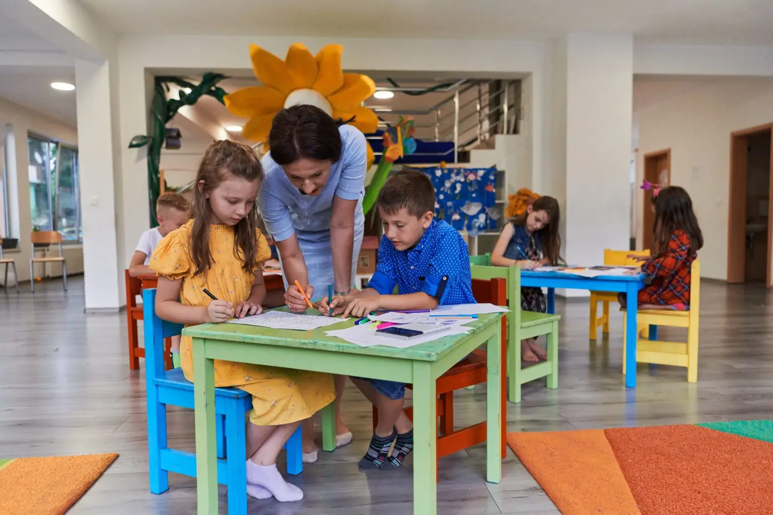 Creative,Kids,During,An,Art,Class,In,A,Daycare,Center